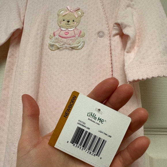 Girls Newborn Outfit | Size Newborn - Picture 2 of 2